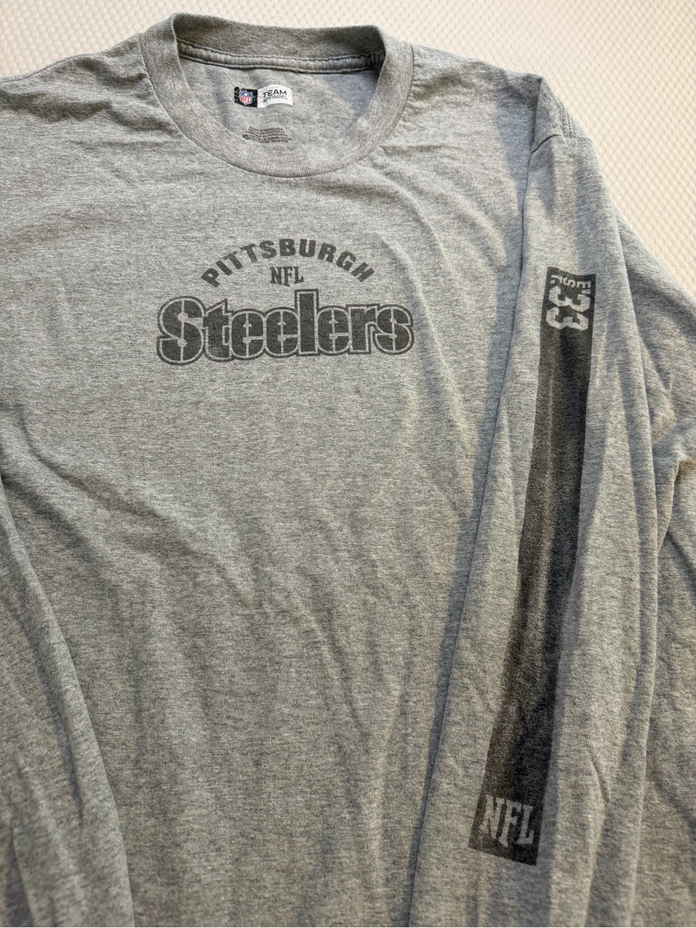 Pittsburgh Steelers Long Sleeve Tee NFL Team Apparel Gray Graphic Shirt